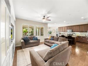 MLS #OC25246551 image #0