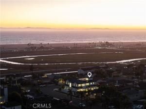 MLS #OC25246575 image #0