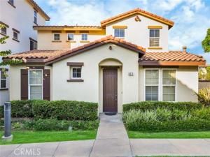 MLS #OC25246740 image #0