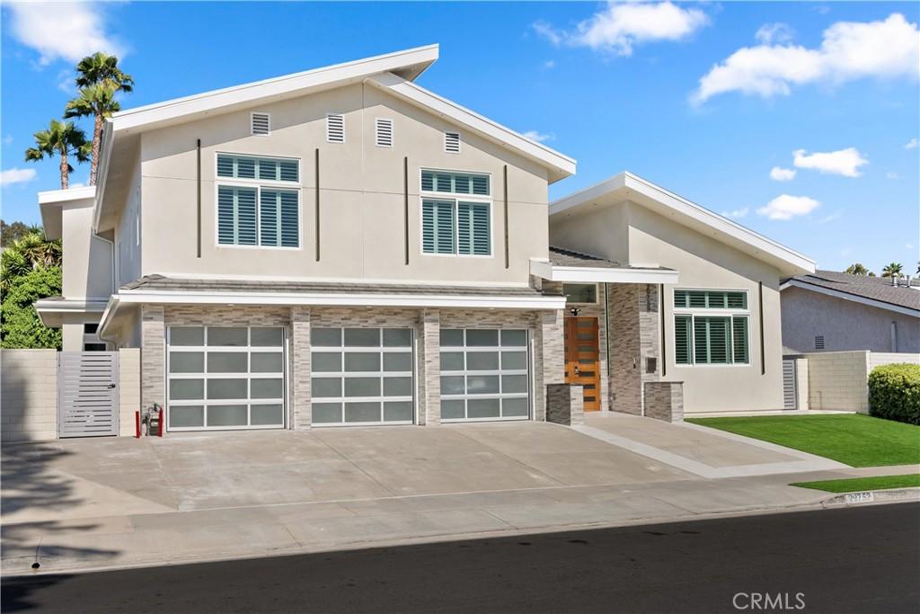 MLS #OC25246819 image #0