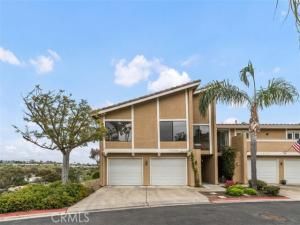 MLS #OC25246954 image #0