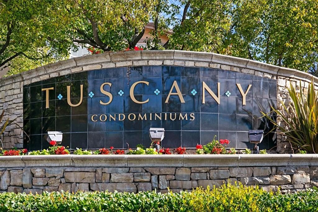 MLS #OC25246982 image #0