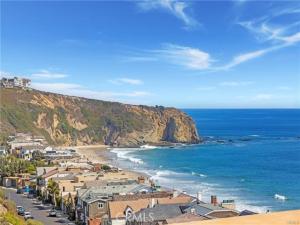 MLS #OC25247092 image #0