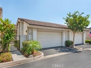 MLS #OC25247111 image #0