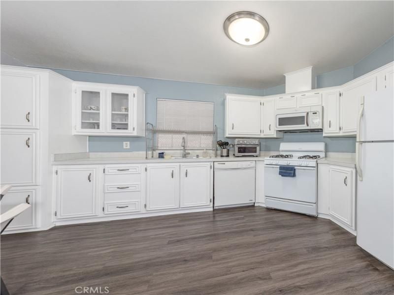 MLS #OC25247907 image #0