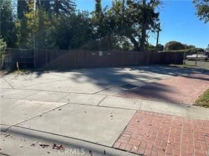 MLS #OC25248081 image #0