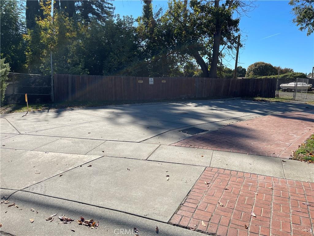 MLS #OC25248081 image #0