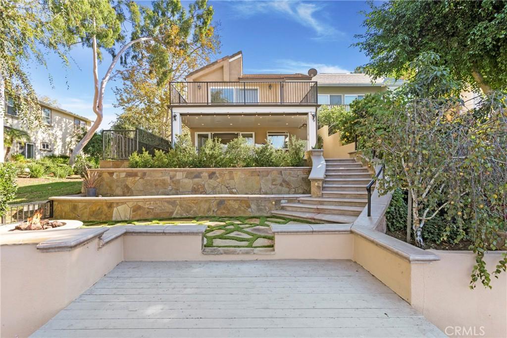 MLS #OC25248118 image #0