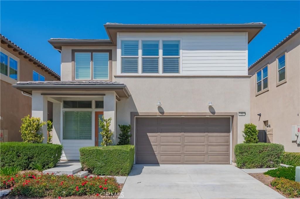 MLS #OC25248136 image #0