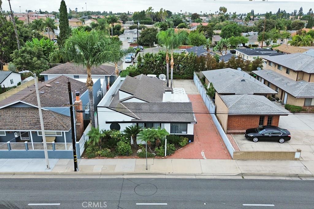 MLS #OC25248698 image #0