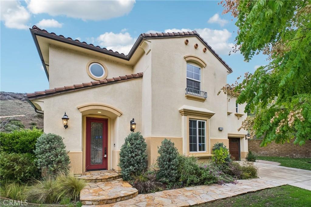 MLS #OC25248742 image #0