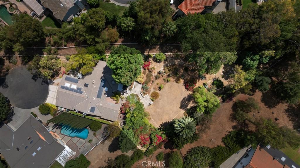 MLS #OC25249100 image #0