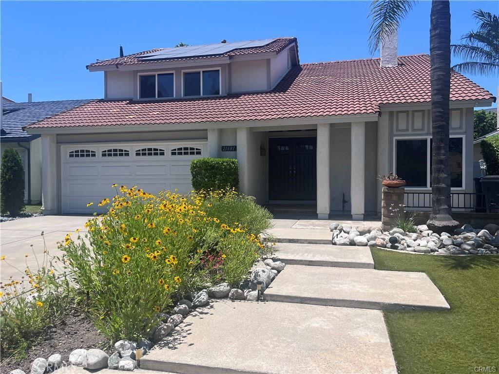 MLS #OC25249126 image #0