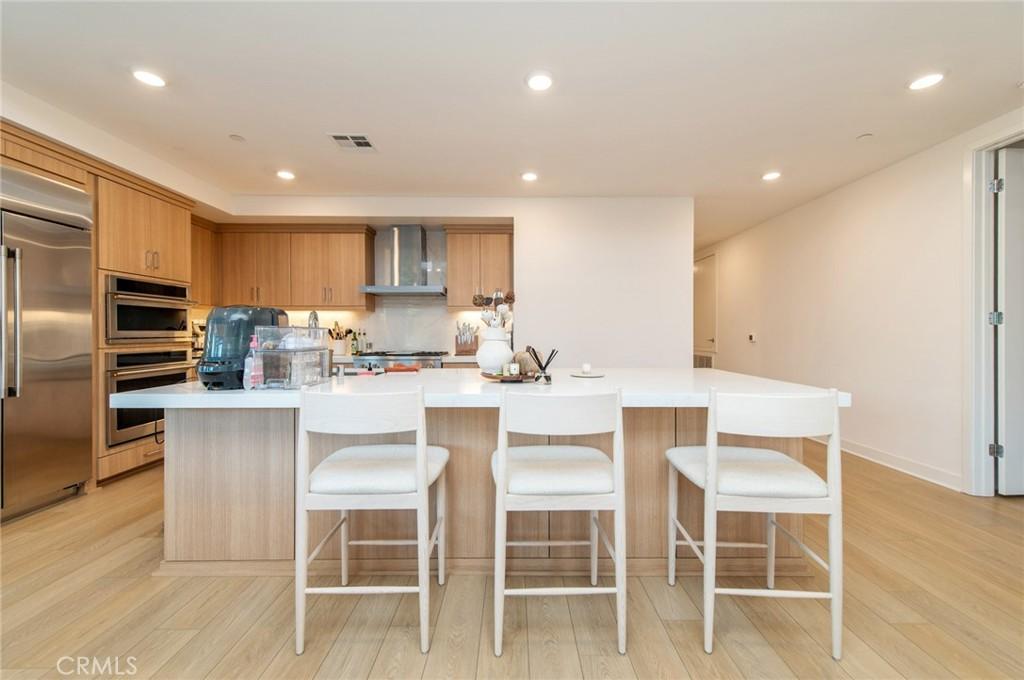 MLS #OC25249127 image #0