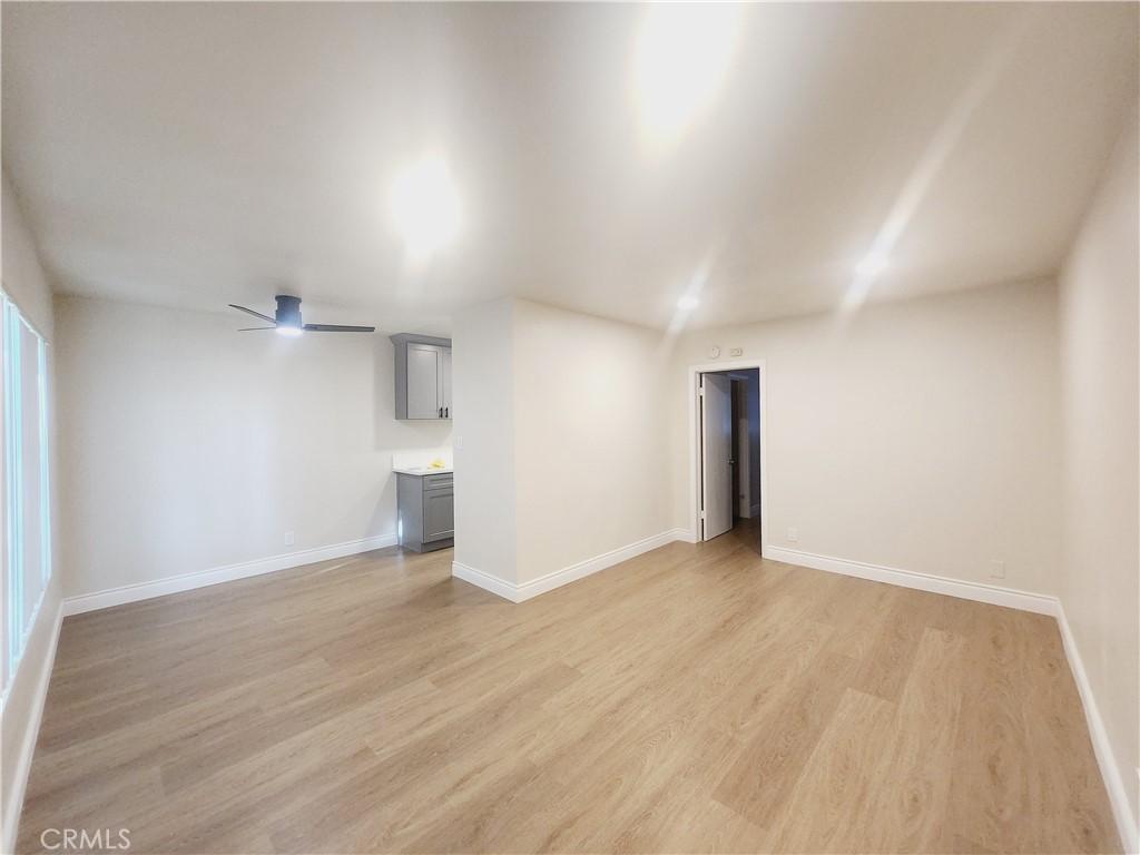 MLS #OC25249386 image #0