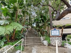 MLS #OC25249407 image #0