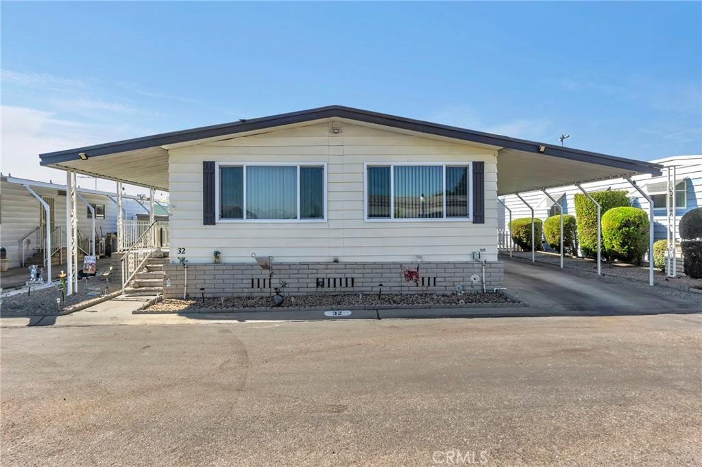 MLS #OC25249606 image #0