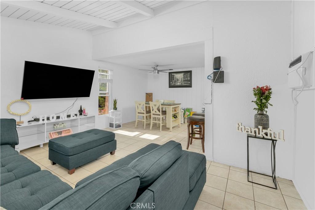 MLS #OC25249644 image #0