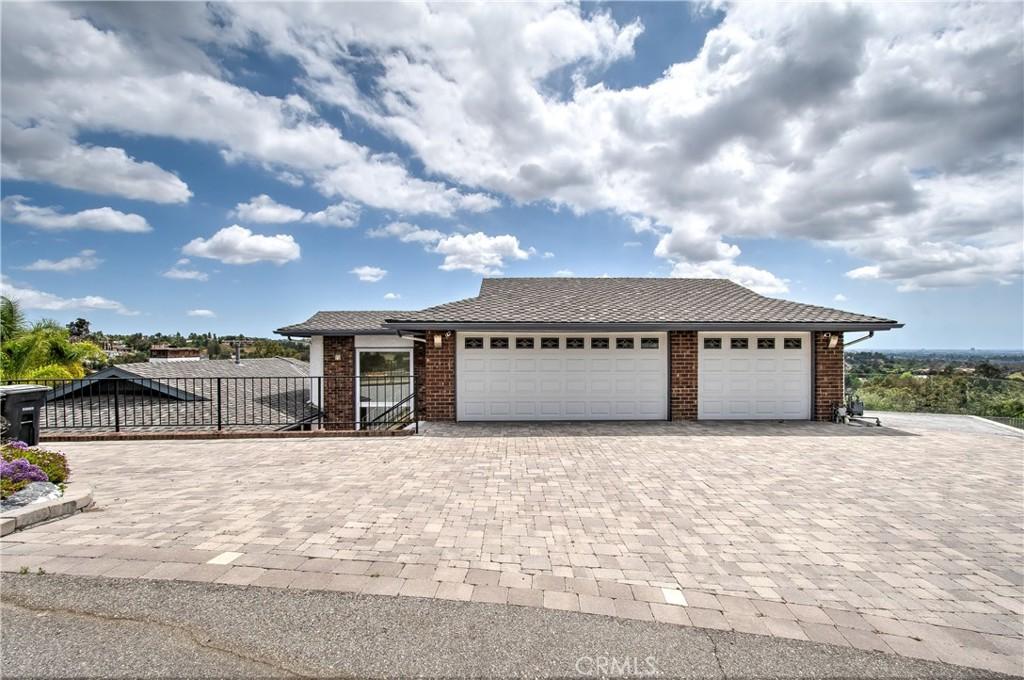 MLS #OC25249821 image #0