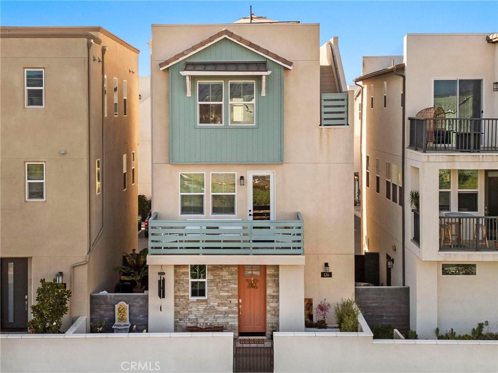 MLS #OC25250121 image #0