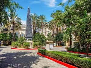 MLS #OC25250124 image #0