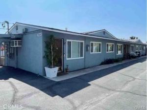 MLS #OC25250261 image #0