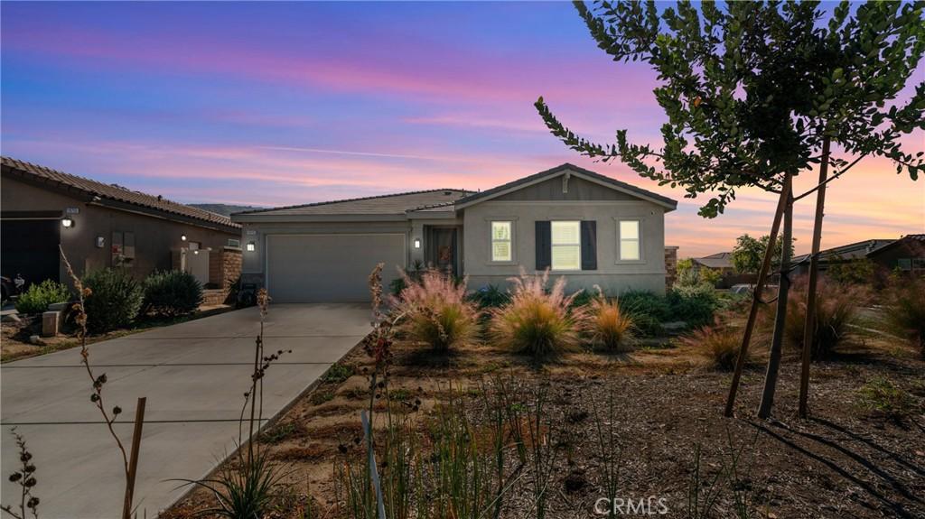 MLS #OC25250288 image #0