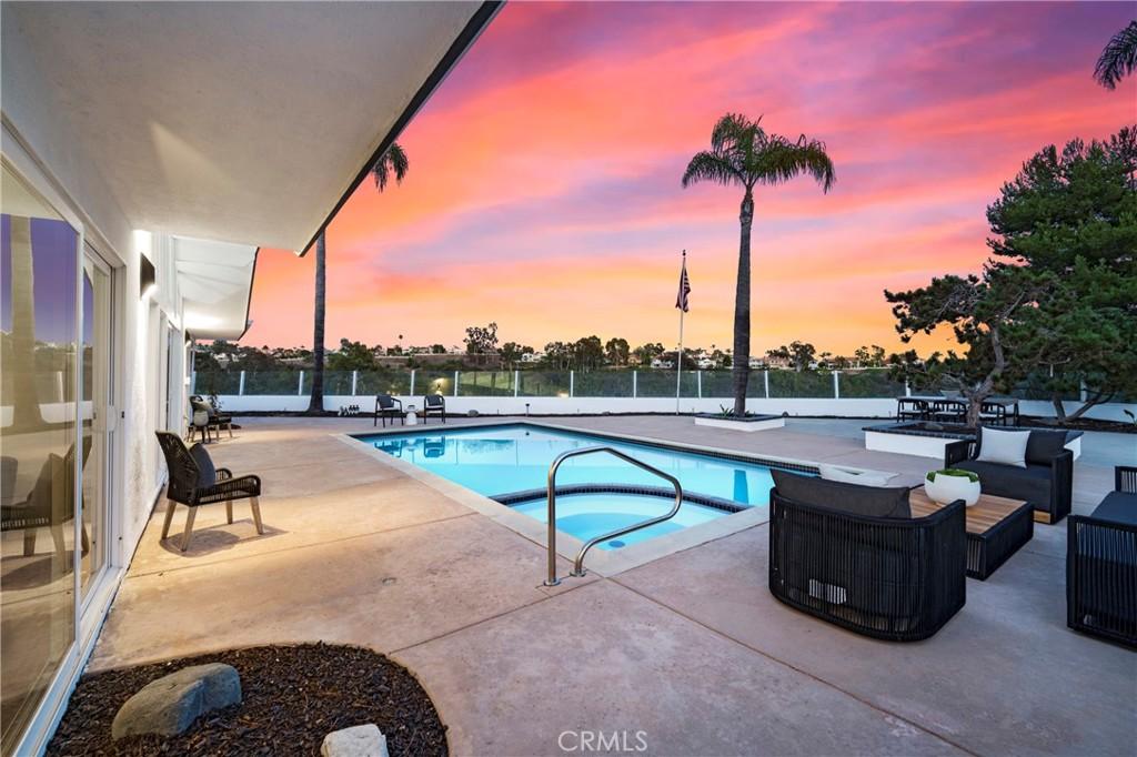 MLS #OC25250376 image #0