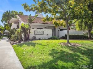 MLS #OC25250758 image #0