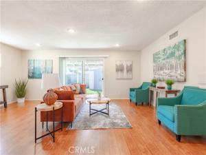 MLS #OC25251169 image #0