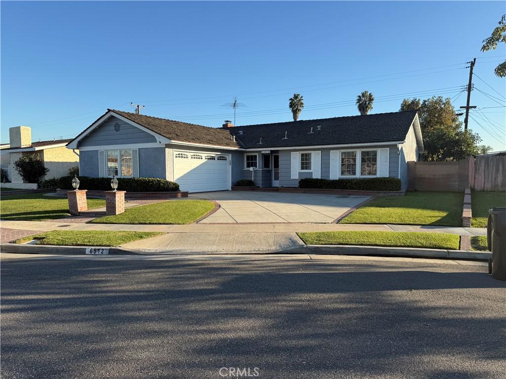 MLS #OC25251303 image #0