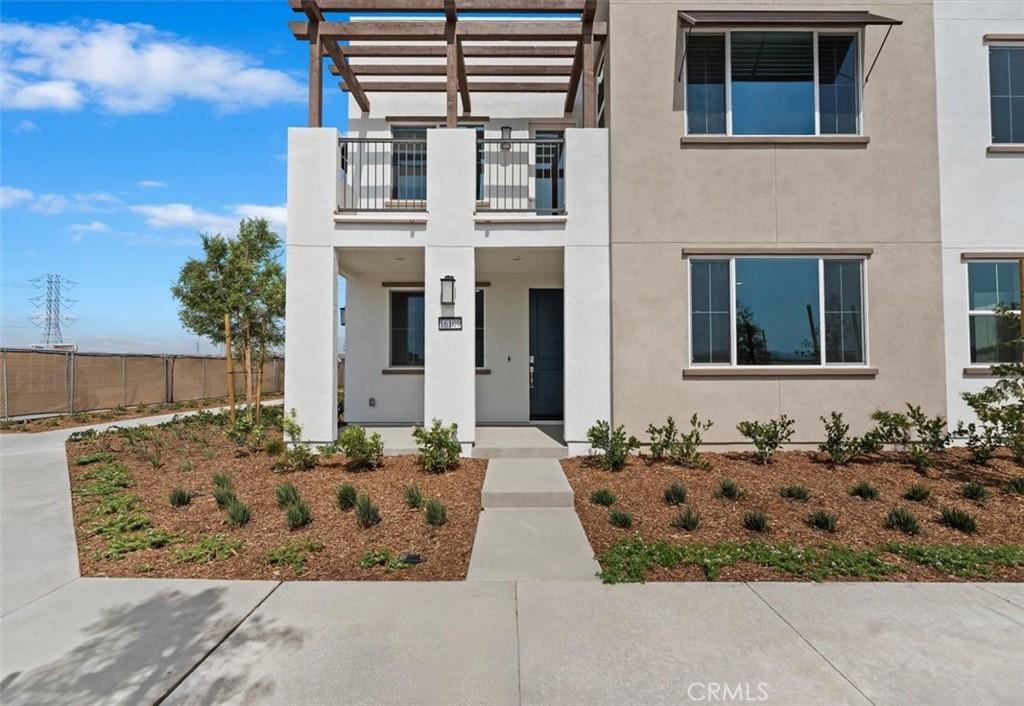 MLS #OC25251668 image #0