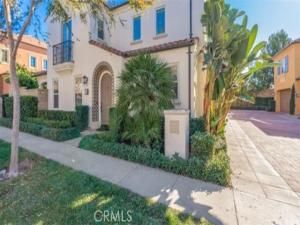 MLS #OC25251823 image #0