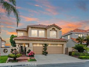 MLS #OC25251865 image #0