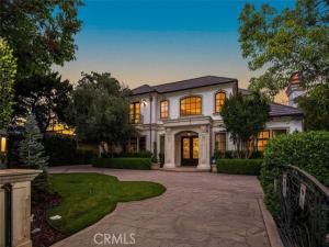 MLS #OC25252262 image #0