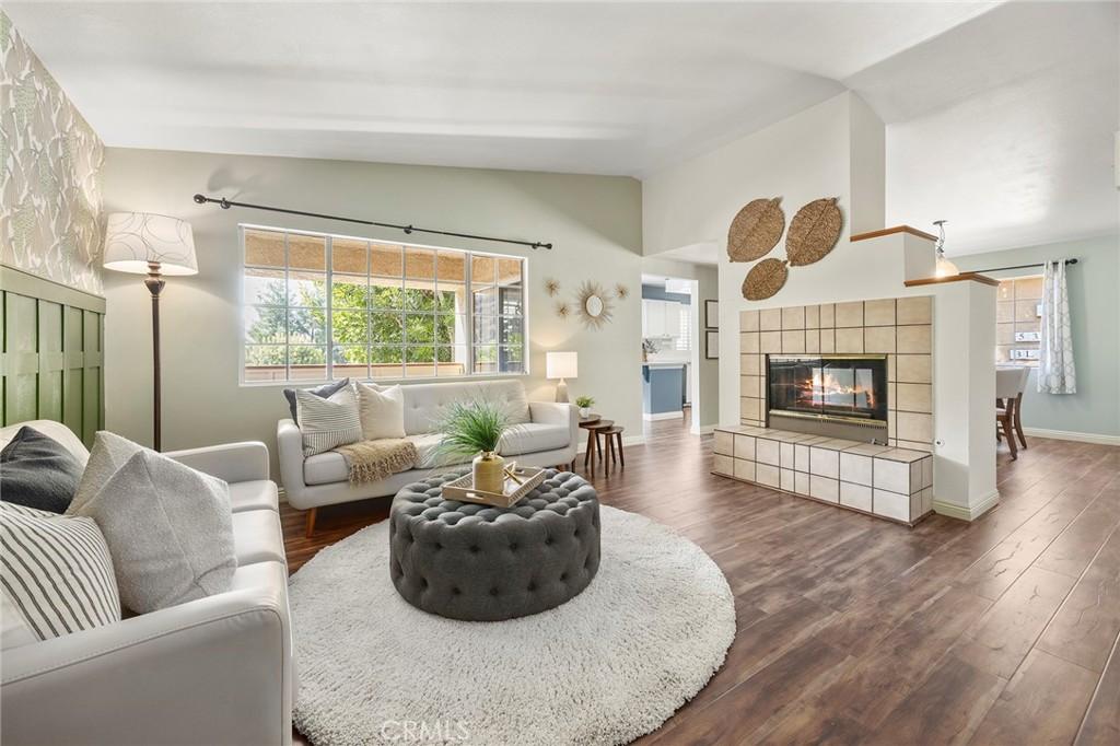 MLS #OC25252504 image #0