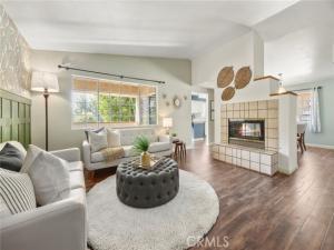 MLS #OC25252504 image #0