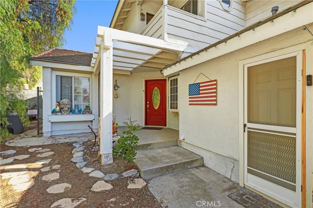 MLS #OC25252520 image #0