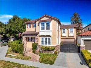 MLS #OC25252781 image #0