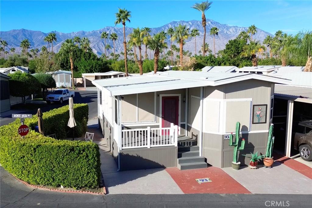 MLS #OC25252955 image #0