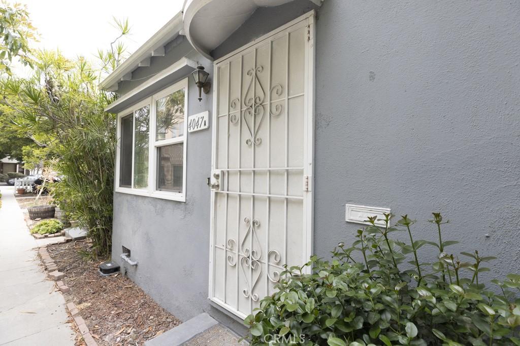 MLS #OC25253046 image #0