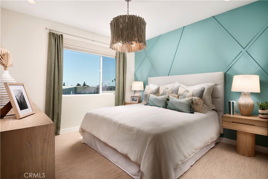 MLS #OC25253057 image #0