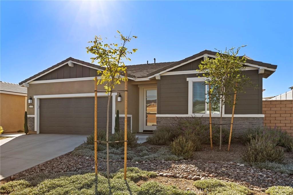 MLS #OC25253373 image #0