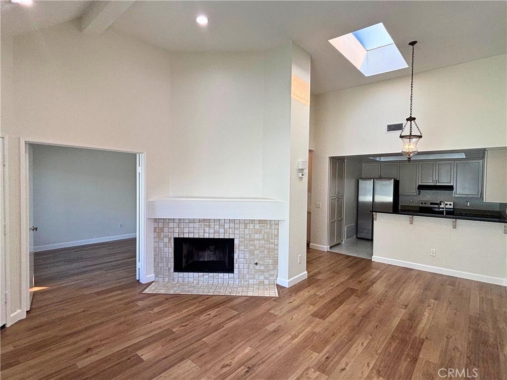 MLS #OC25253476 image #0