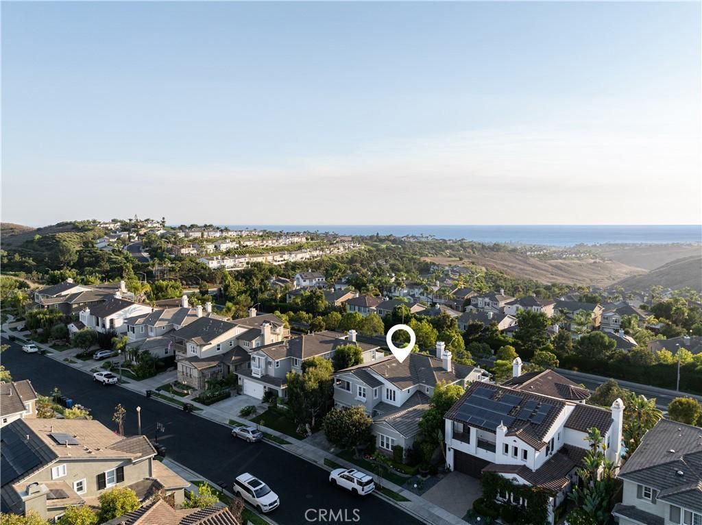 MLS #OC25254272 image #0