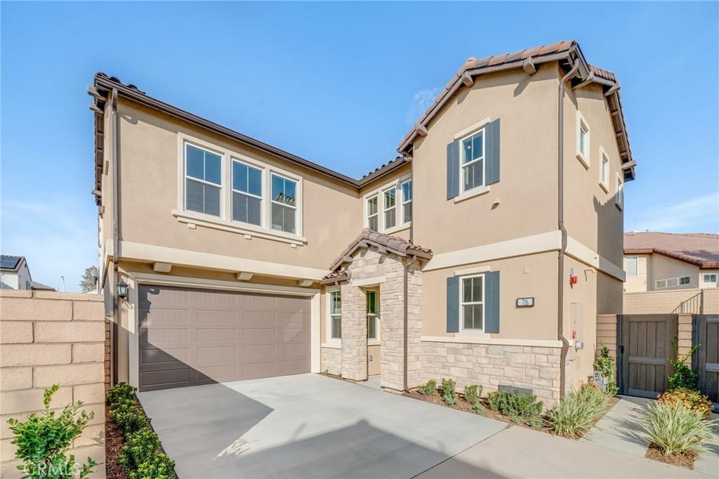 MLS #OC25254319 image #0