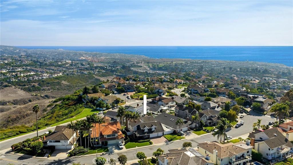 MLS #OC25254461 image #0