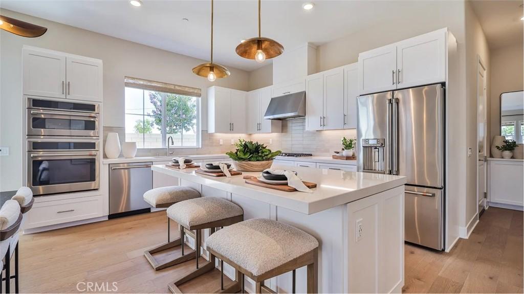 MLS #OC25254489 image #0