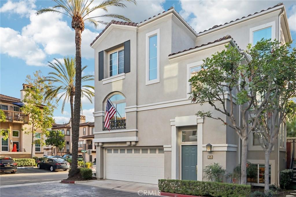 MLS #OC25254969 image #0