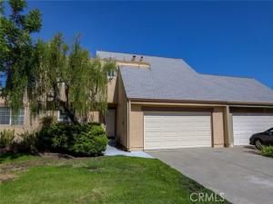 MLS #OC25255047 image #0